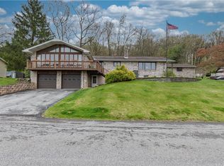 1711 Linda Ln, Allentown, PA 18103
