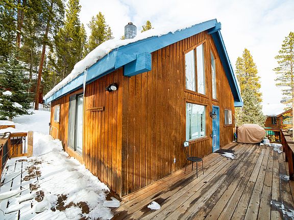 3rd image of 69 Snowshoe Cir