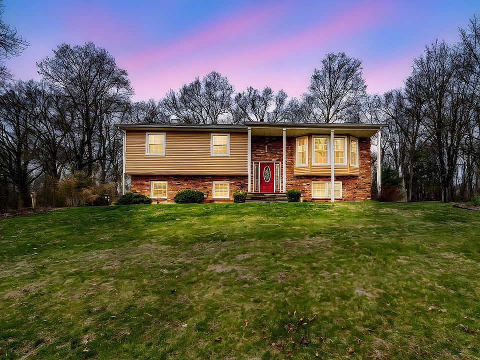 1st image of 46 Hickory Drive