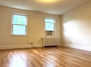 2324 40th St NW APT 3, Washington, DC 20007