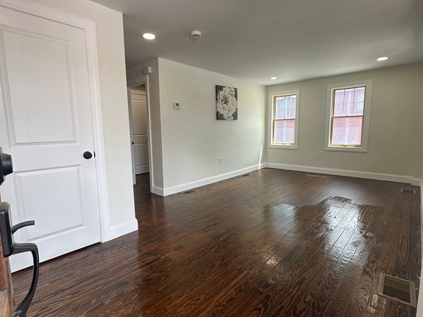1185 Putnam Pike #B