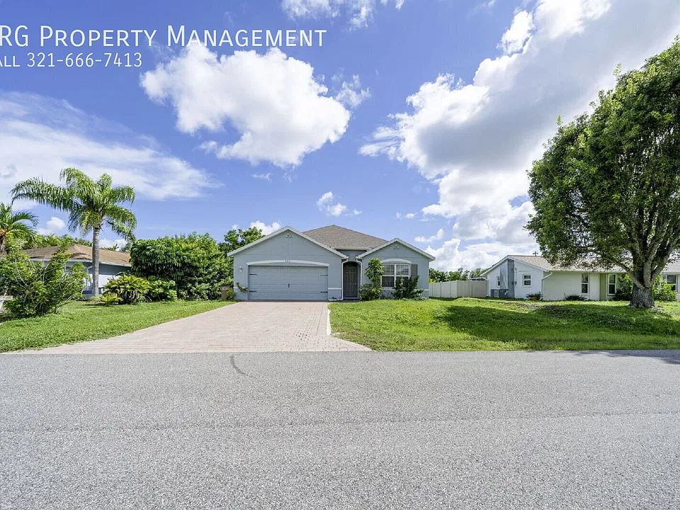 306 SE 27th Ter