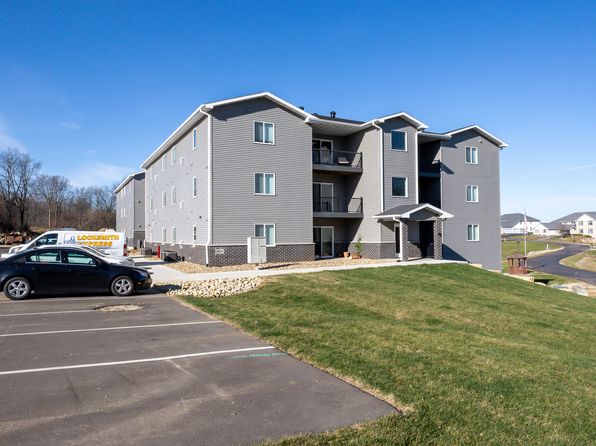 3150 Lake Ridge, 3150 Lake Ridge Dr, Dubuque, IA 52003