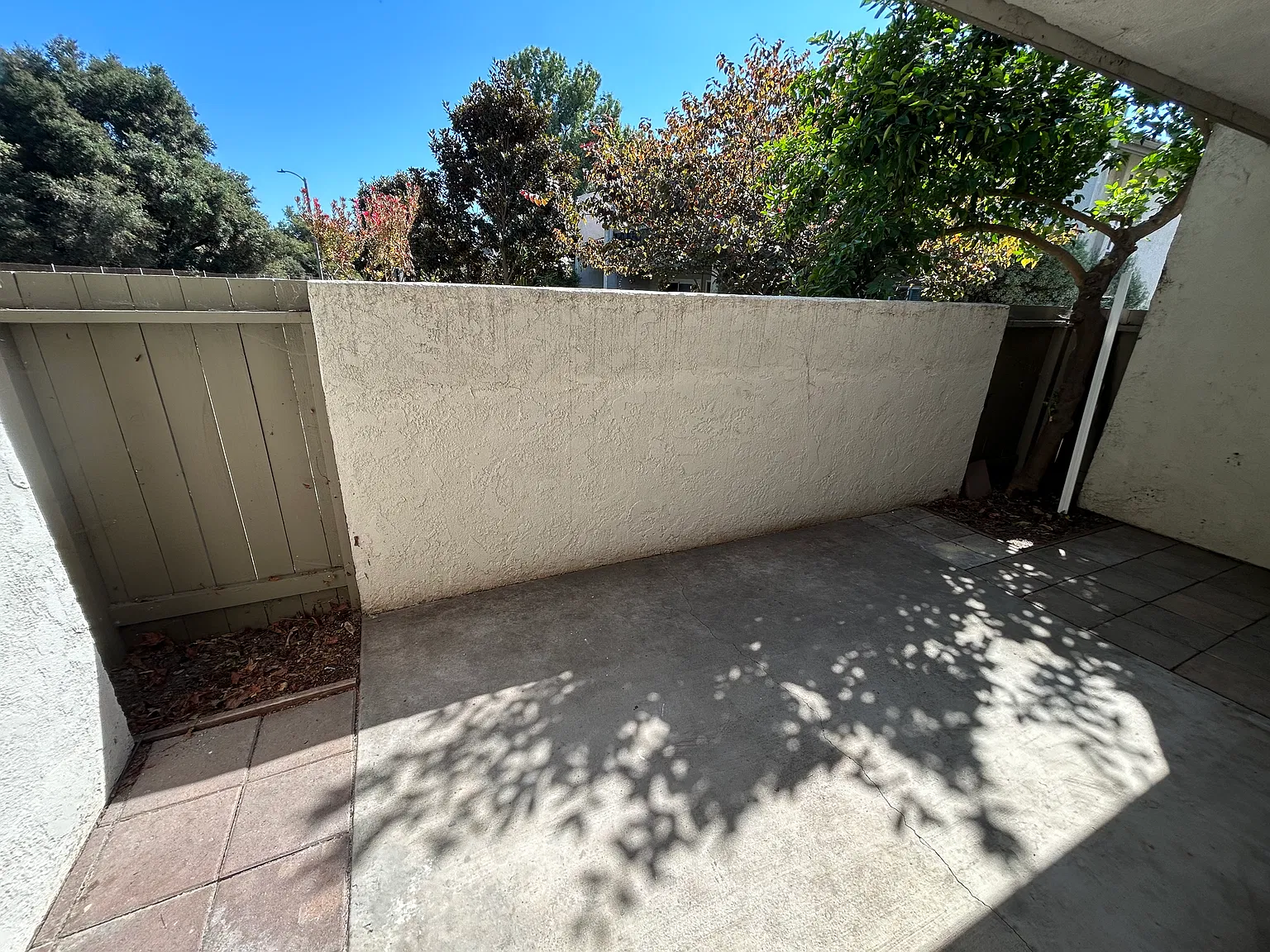 Dearborn Pl, Goleta — Photo 2