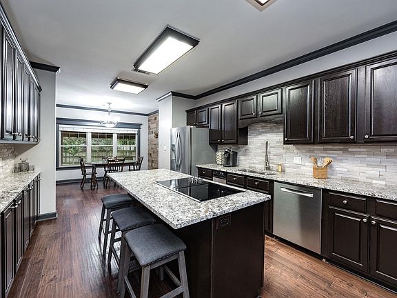2nd image of 5212 Caribbean Dr E