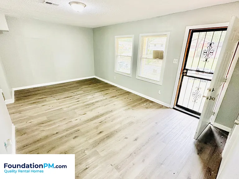 3181 Parham St — Photo 10