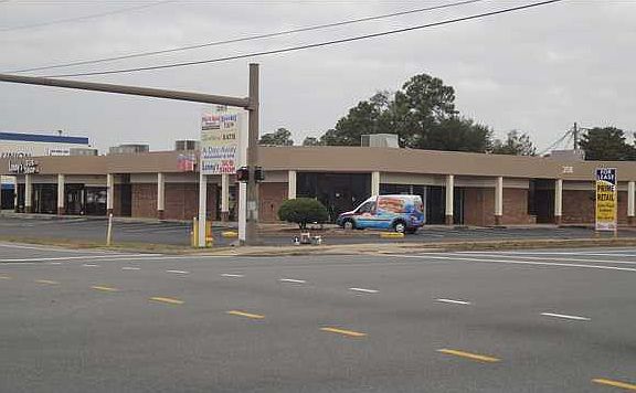 2nd image of 208 Mary Esther Blvd Ste B