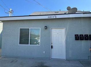 22814 14th St #D, Newhall, CA 91321