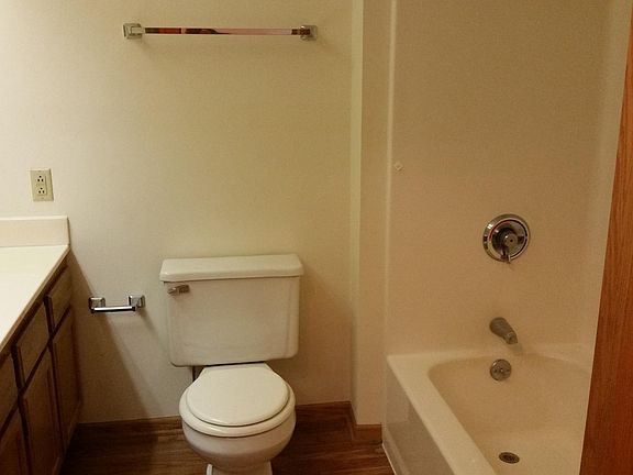 4th image of 8638 N Teal Ct #84