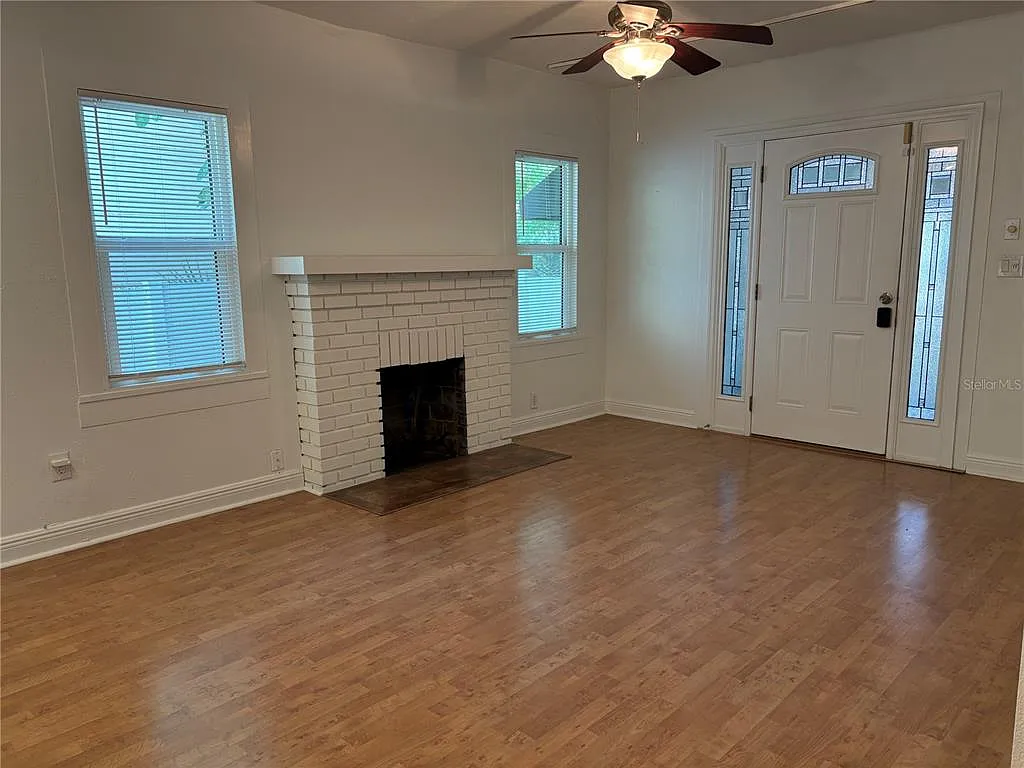 2 bed, 1.5 bath, 728 sqft, $2,475 — Photo 4