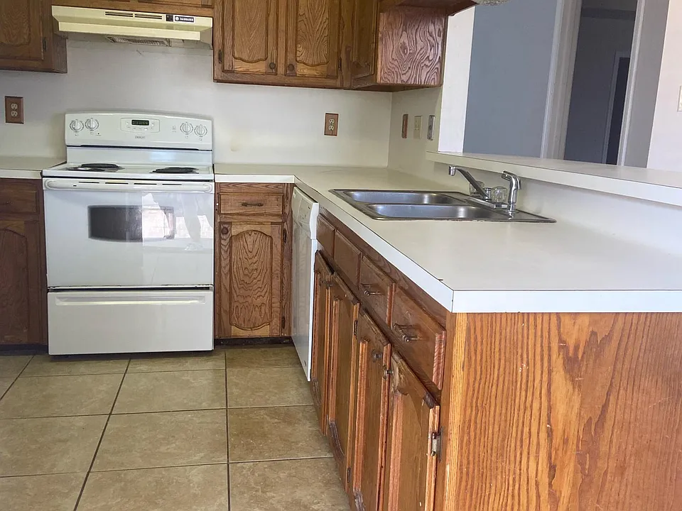 5216 Berryville Ct