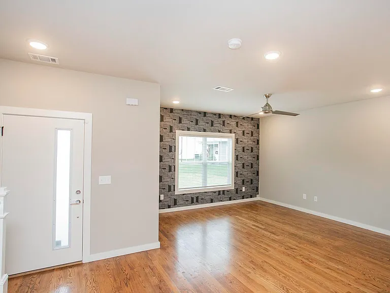 3637 Hydes Ferry Rd — Photo 40