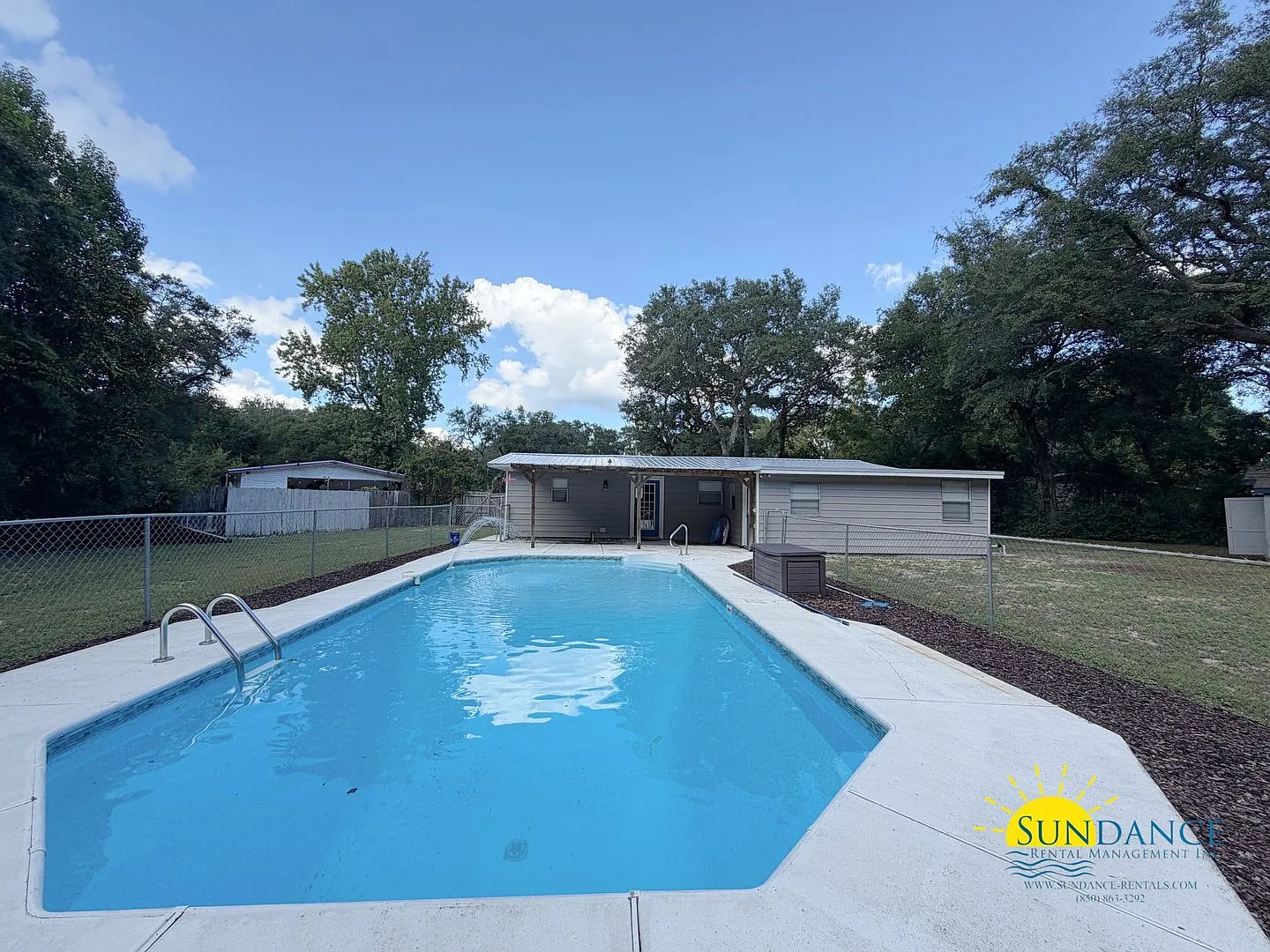 Stunning 4BR Home with In-Ground Pool in Fort Walton Beach! — Photo 2