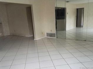 710 NW 93rd Ave, Pembroke Pines, FL 33024