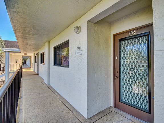 5th image of 15244 Lakes Of Delray Blvd APT 308