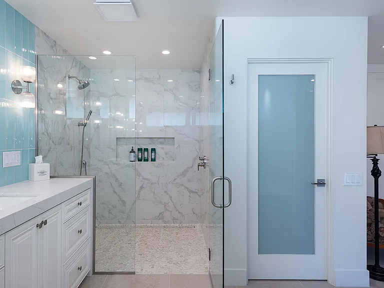 101 Columbia Dr — Photo 25