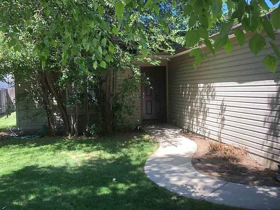 2nd image of 3429 S Virginia Way