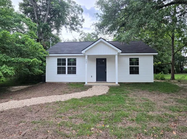 207 Westover Ave, Thomasville, GA 31792