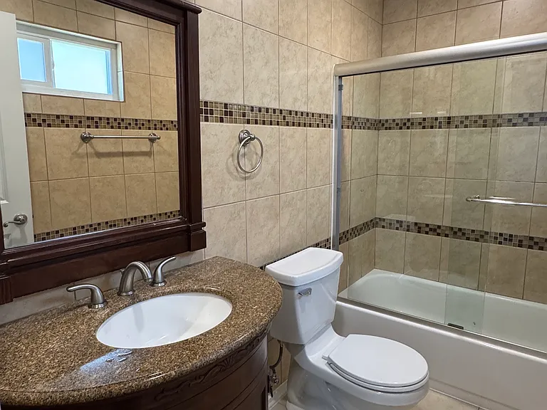905 Michelle Ct — Photo 18