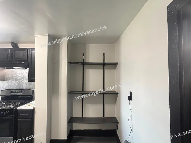 5035 Tod Ave — Photo 5