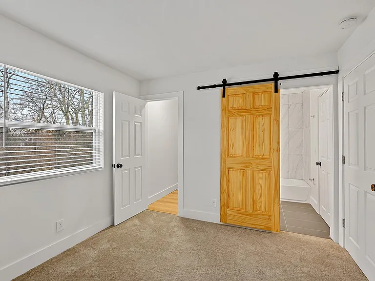 539 Hale Ave #4 — Photo 8