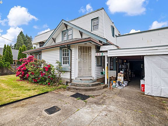 2nd image of 352 Ruby Ave