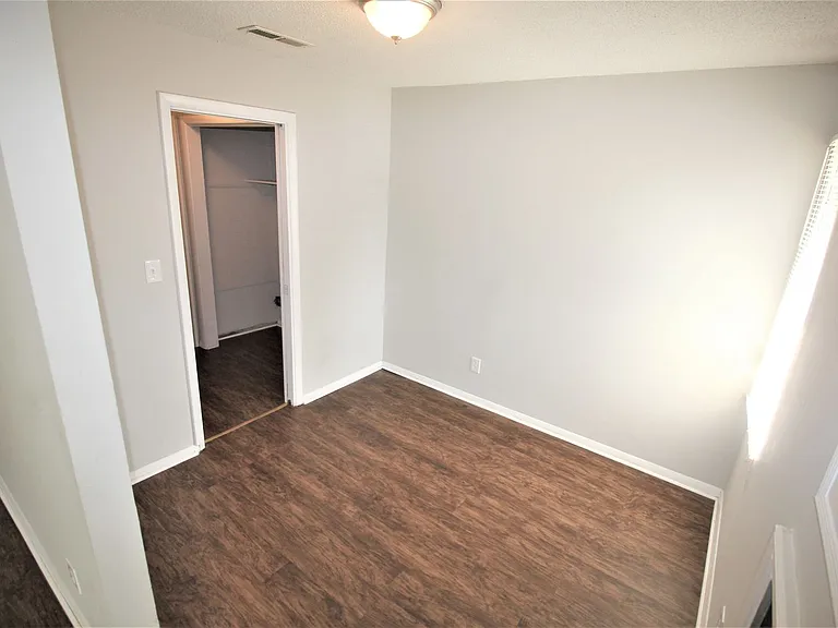 2704 Lantern Walk SE #G — Photo 9