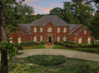 122 Parkwood Rd, Greenwood, SC 29646