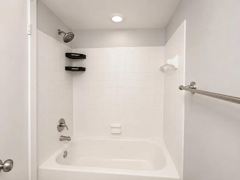 5780 Rock Island Rd #360 - interior 21