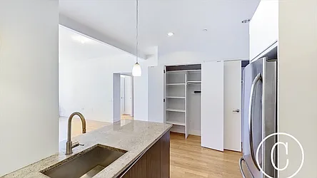 Rented by Chana Ofek, LREB