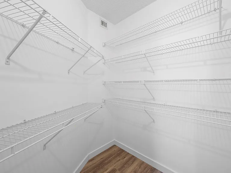 3300 NE 192nd St #915 — Photo 11