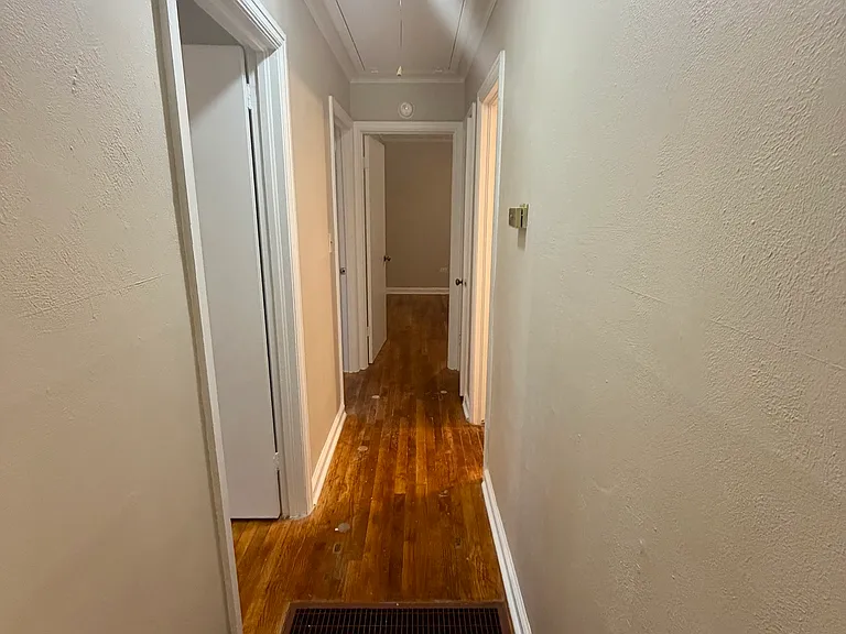 1301 Smoak Ave — Photo 16