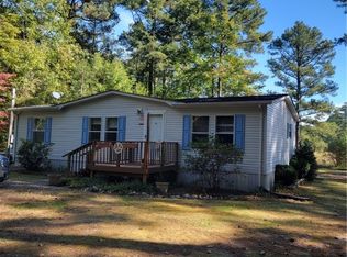 2392 Starvation Rd, Gloucester, VA 23061