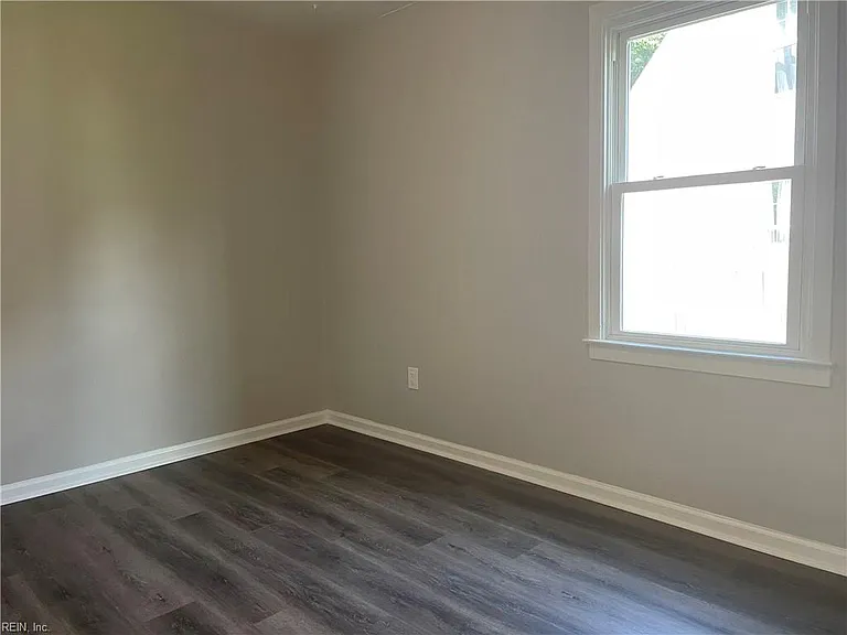7120 Clarion Ln — Photo 15