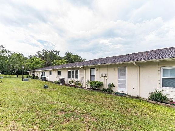 4th image of 234 Oakleigh Dr #2