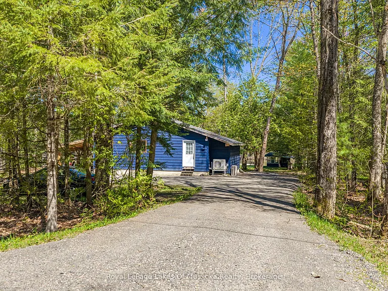 1213 Sherwood Forest Rd — Photo 12