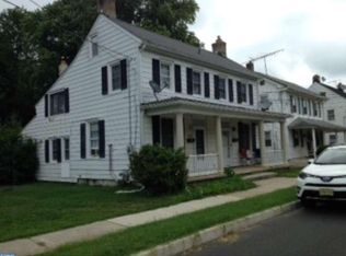 39 Green St, Woodstown, NJ 08098