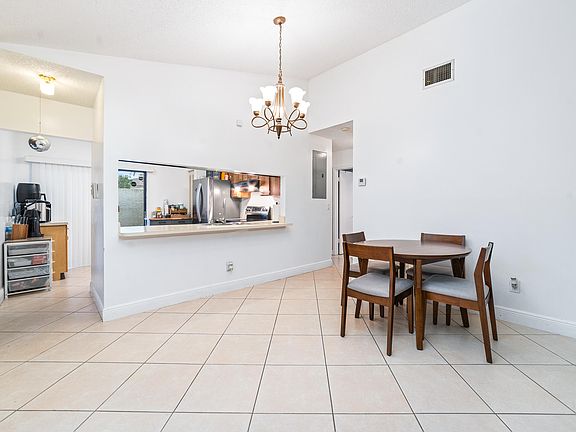 5th image of 5358 Bonky Court