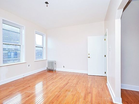 2nd image of 601 W 136th St APT 27