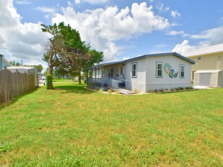226 Treasure Beach Rd — Photo 13