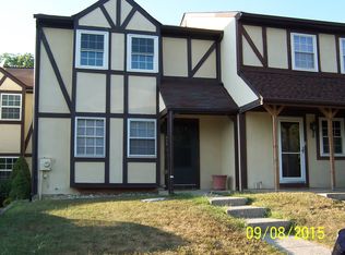 824 Sandra Ln, Norristown, PA 19403
