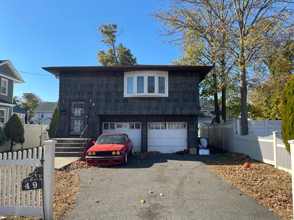 49 Shonnard Ave, Freeport, NY 11520