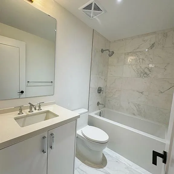 505 Glencairn Ave #221 — Photo 6
