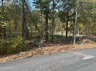 LOT 2 Sandstone Dr, Dingmans Ferry, PA 18328