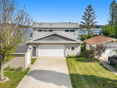 7118 Shoreline Dr, Delton, MI, 49046