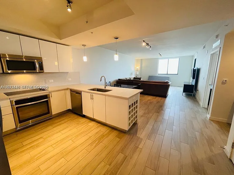 999 SW 1st Ave #2613 — Photo 2