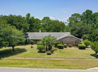 39 Country Club Dr E, Destin, FL 32541