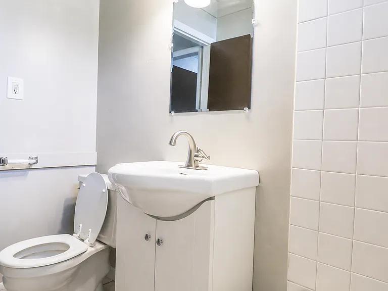 1309 E Logan St #1 — Photo 2