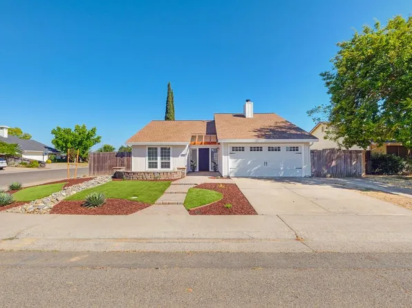 7701 Valley Wood Dr, Sacramento, CA 95828