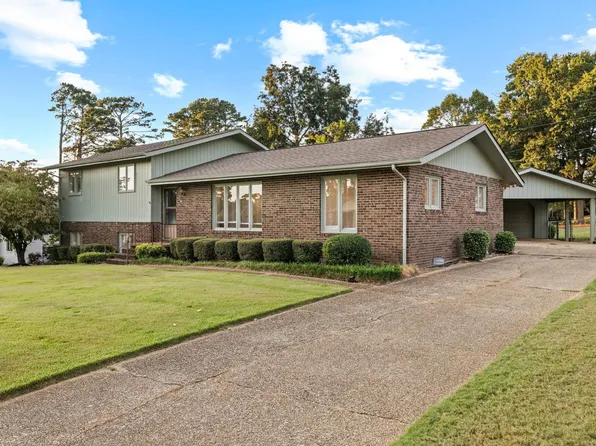 219 McGough Blvd, Florence, AL 35630
